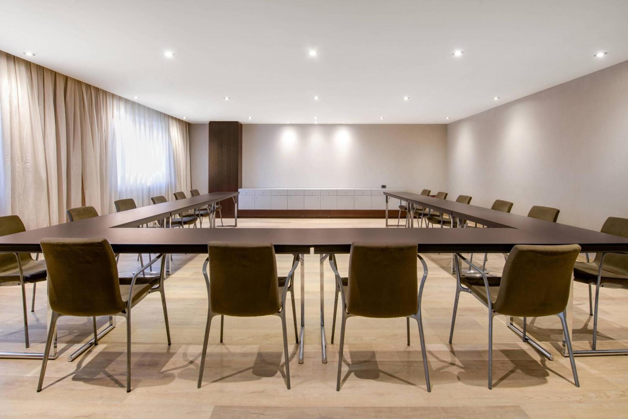 Ac Hotel Tarragona By Marriott Esterno foto